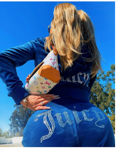 Juicy Sweatshirt and Pants with Diamonds(Shipping 10-14 Days)