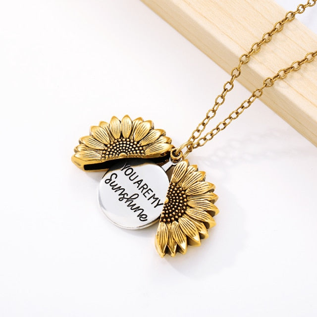 Sunflower Pendant Necklace(Shipping 10-14 Days)