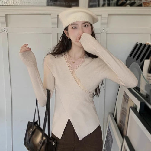 Load image into Gallery viewer, Women's Knitted Tops Autumn Winter Solid Color V Neck Lace Splicing Slim Fashion Temperament Knitted Long Sleeves Tops(Shipping 10-14 Days)
