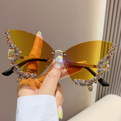 Load image into Gallery viewer, Diamond Butterfly Sunglasses(Shipping 10-14 Days)
