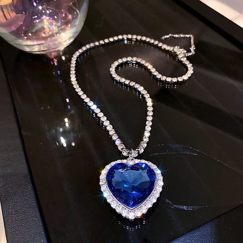 Load image into Gallery viewer, Titanic Heart Of Ocean Necklace(Shipping 10-14 Days)
