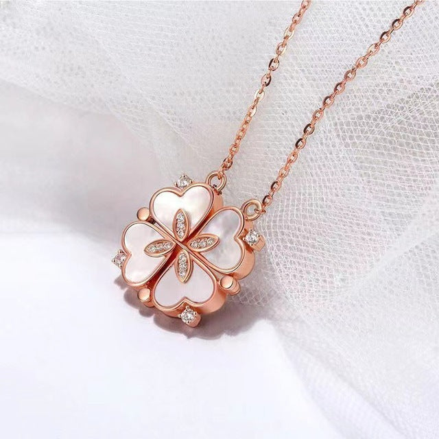 Clover Pendant Necklace （ U 1503880 Private Listing）(Shipping 10-14 Days)