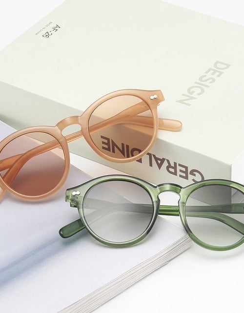 Load image into Gallery viewer, Retro Round Sunglasses(Shipping 10-14 Days)
