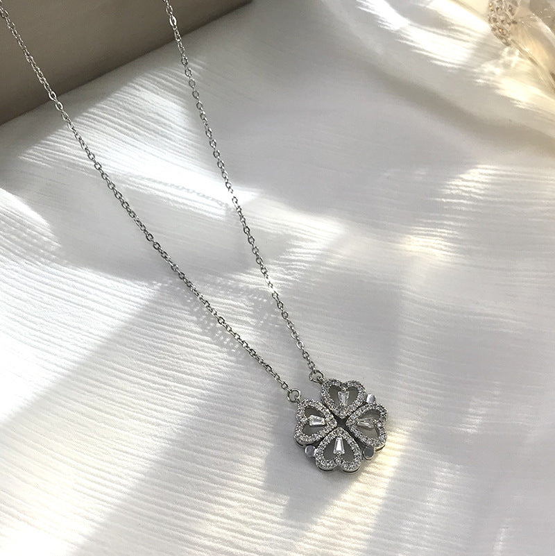 Folding Heart Shaped Necklace(Shipping 10-14 Days)