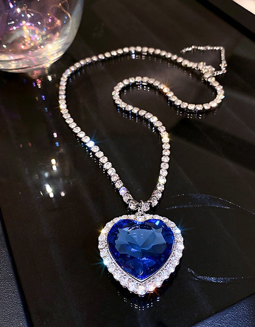 Load image into Gallery viewer, Titanic Heart Of Ocean Necklace(Shipping 10-14 Days)
