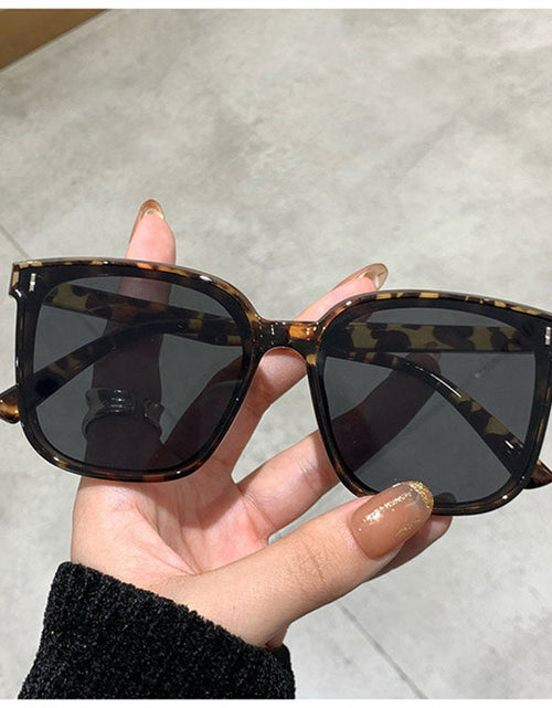 Load image into Gallery viewer, Vintage Square Sunglasses(Shipping 10-14 Days)
