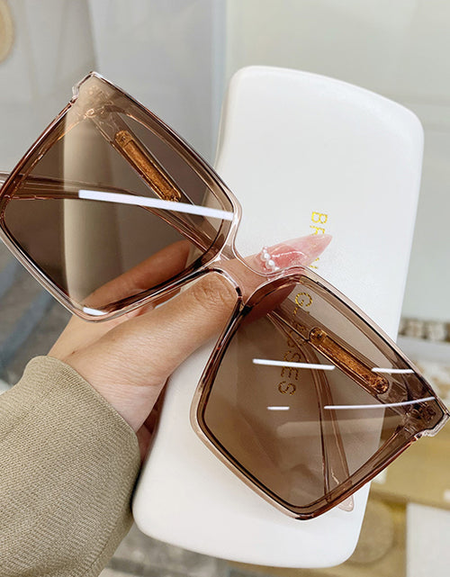 Load image into Gallery viewer, Designer Square Sunglasses(Shipping 10-14 Days)

