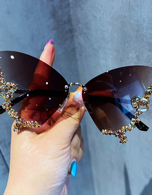 Load image into Gallery viewer, Diamond Butterfly Sunglasses(Shipping 10-14 Days)

