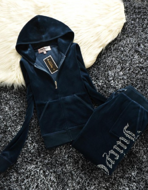 Load image into Gallery viewer, Juicy Sweatshirt and Pants with Diamonds(Shipping 10-14 Days)
