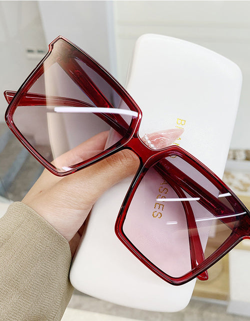 Load image into Gallery viewer, Designer Square Sunglasses(Shipping 10-14 Days)
