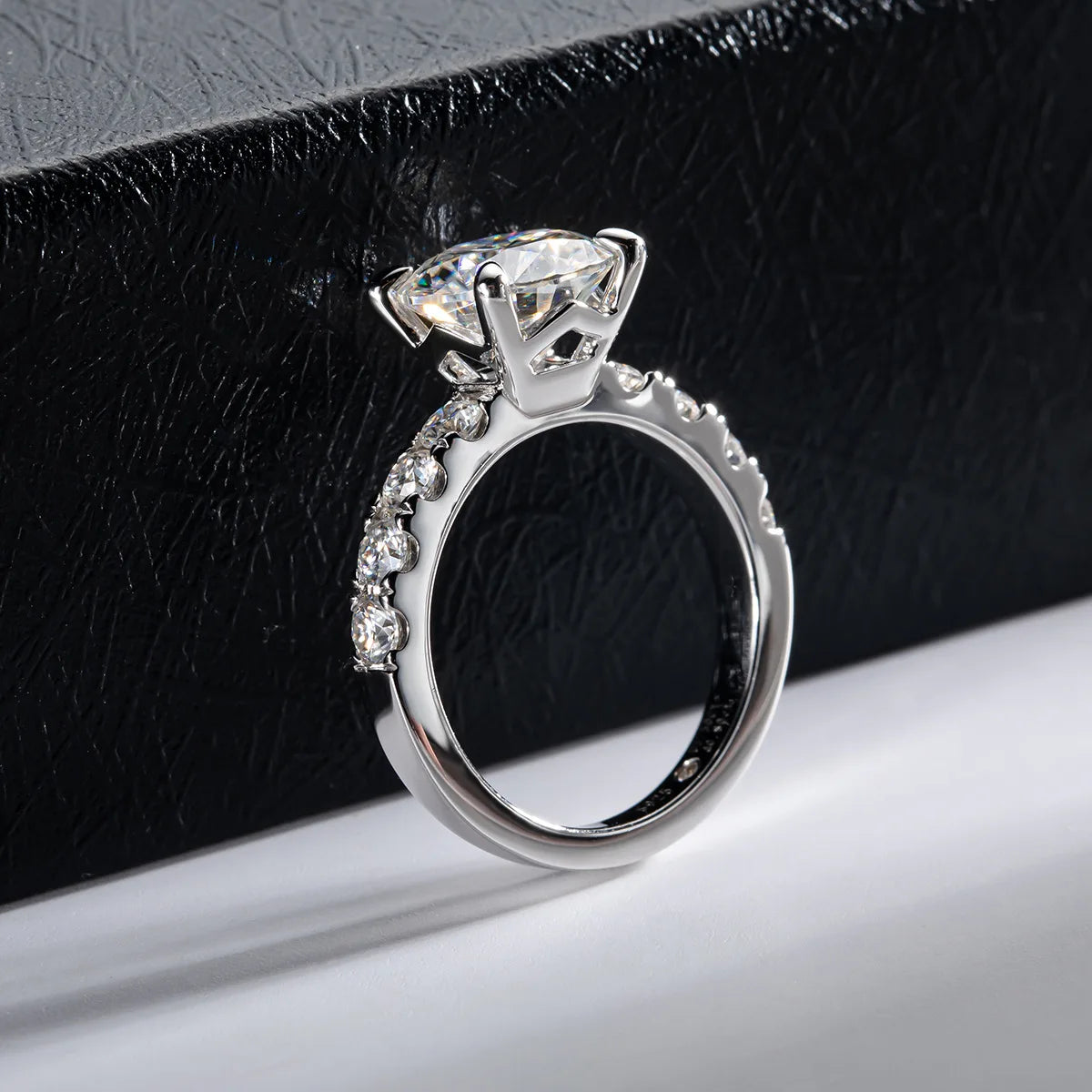 HTOTOH 3.5 Carat Moissanite Diamond Engagement Ring S925 Silver Round Wedding Ring Fine Jewelry (Shipping 10-14 Days)