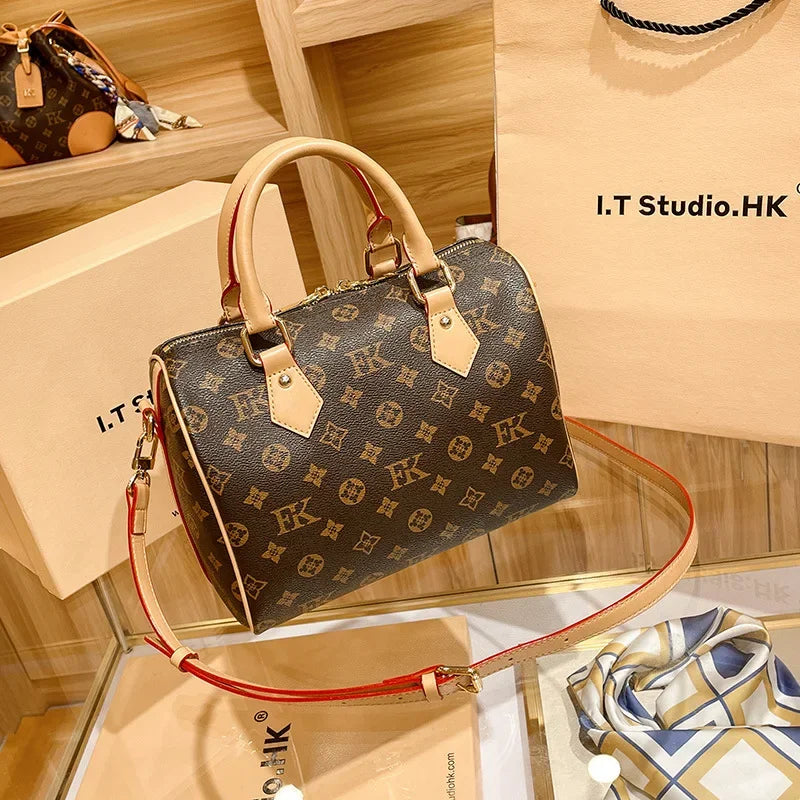 Higt Quality Hot Luxury Designer Fashion Women's Bag Shoulder Bag Women's Handbag Single Shoulder Crossbody Bag Backstrap Dust B (Shipping 10-14 Days )