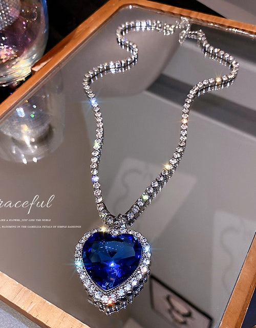 Load image into Gallery viewer, Titanic Heart Of Ocean Necklace(Shipping 10-14 Days)
