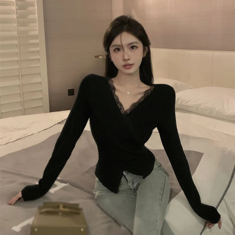 Women's Knitted Tops Autumn Winter Solid Color V Neck Lace Splicing Slim Fashion Temperament Knitted Long Sleeves Tops(Shipping 10-14 Days)