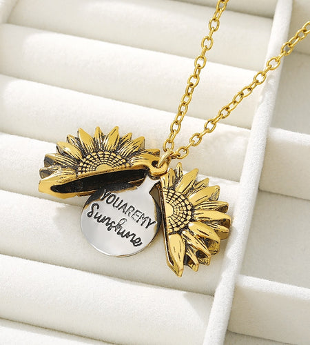 Sunflower Pendant Necklace(Shipping 10-14 Days)