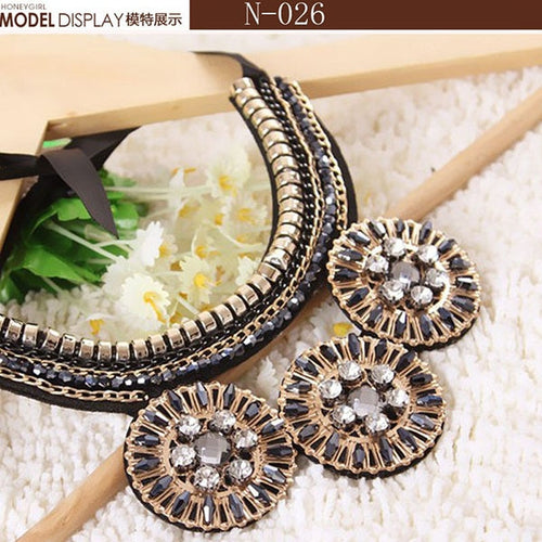 Load image into Gallery viewer, Fashionable Statement Choker Necklace(Shipping 10-14 Days)
