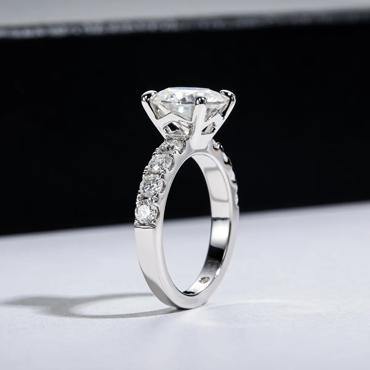 HTOTOH 3.5 Carat Moissanite Diamond Engagement Ring S925 Silver Round Wedding Ring Fine Jewelry (Shipping 10-14 Days)