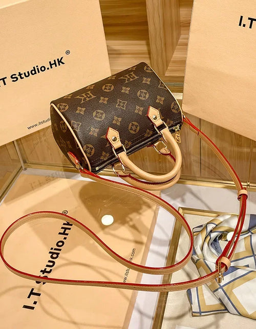 Load image into Gallery viewer, Higt Quality Hot Luxury Designer Fashion Women's Bag Shoulder Bag Women's Handbag Single Shoulder Crossbody Bag Backstrap Dust B (Shipping 10-14 Days )
